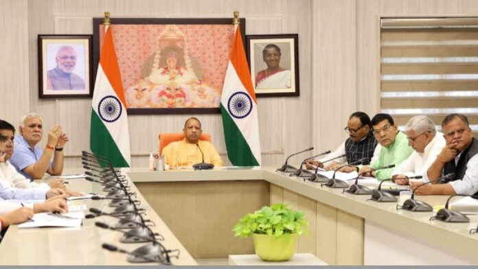 सीएम योगी गोरखपुर में