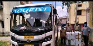 यूपी पुलिस-एटीएस ने बड़ी आतंकी साजिश नाकाम की, बस से 200 किलो विस्फोटक बरामद, मोहम्मद उज़ैर और मोहम्मद शहनवाज़ गिरफ्तार पुलिस ने बागपत में पकड़ा 200 किलो विस्फोटक